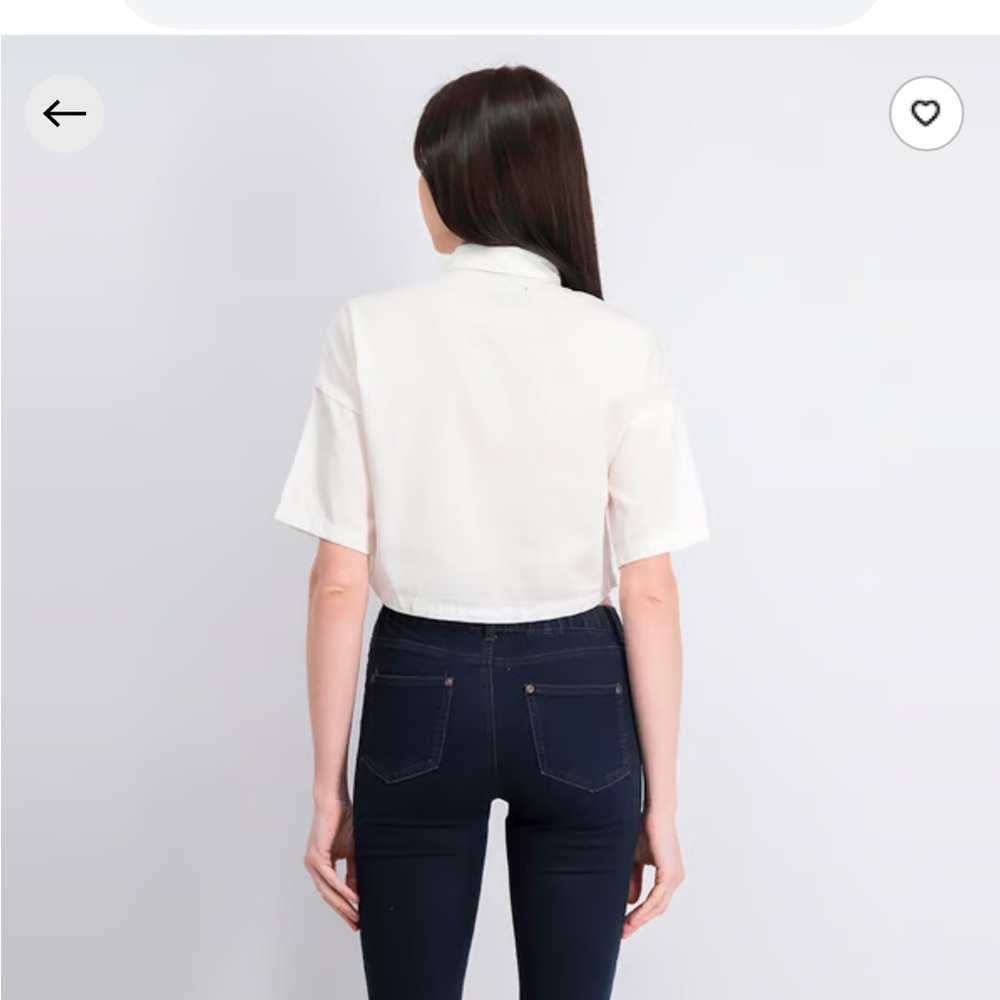 Bershka White Cropped Button-Up Shirt with Black Buttons - Picture 3 of 10